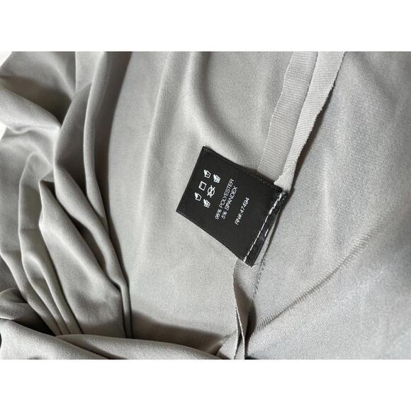 NWT Norma Kamali bodycon grey dust turtleneck contemporary minimalist medium - Picture 7 of 8